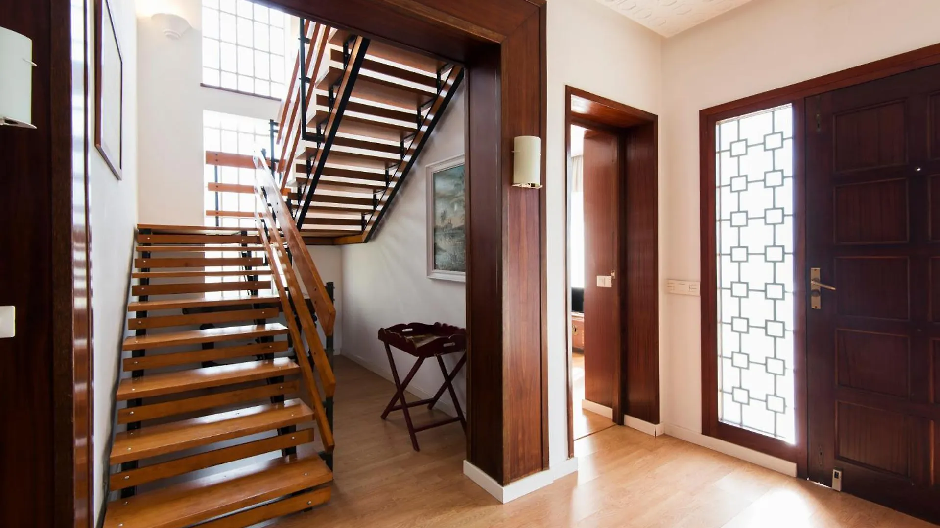 Queen Of The Ocean Villa: Stately Style House With Pool 말라가