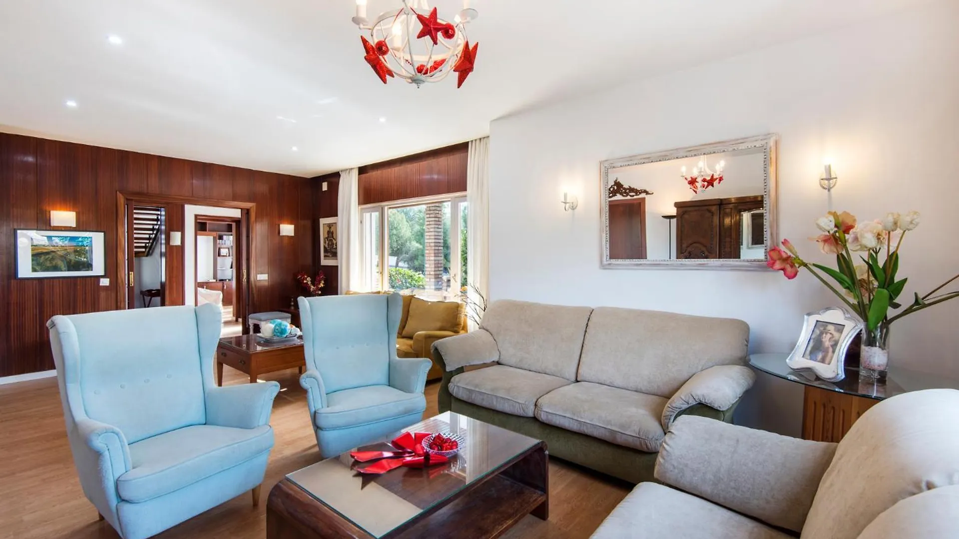 펜션 Queen Of The Ocean Villa: Stately Style House With Pool 말라가