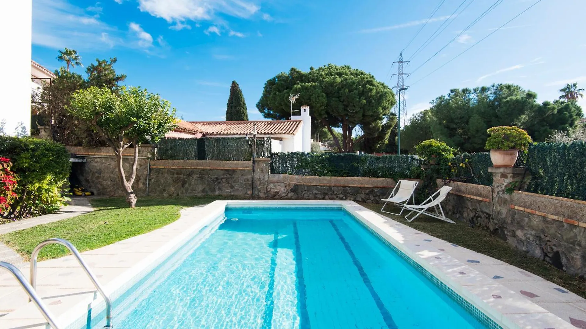 Queen Of The Ocean Villa: Stately Style House With Pool 말라가 펜션